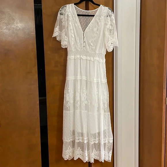 chinese dress ladies Country Club Cutie Eyelet Midi Curves – Impressions Online Boutique main image 0